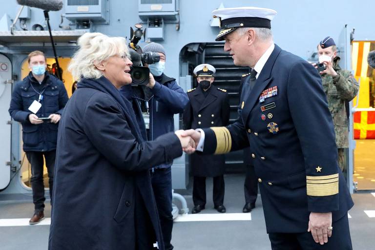 Chefe da Marinha alemã renuncia após deflagrar crise com Ucrânia por defender Putin