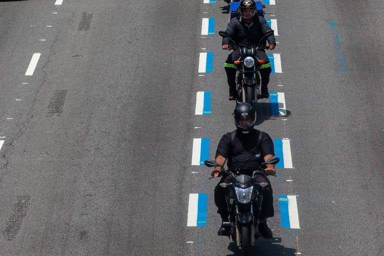 Faixa Azul para motos tem 5,5 km na 23 de Maio
