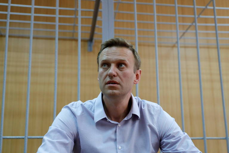 O principal opositor de Vladimir Putin, Alexei Navalni, em uma prisão de Moscou