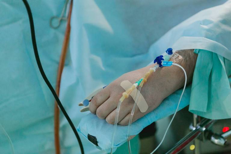 Funcionando a todo vapor, lei canadense de eutanásia mobiliza críticos