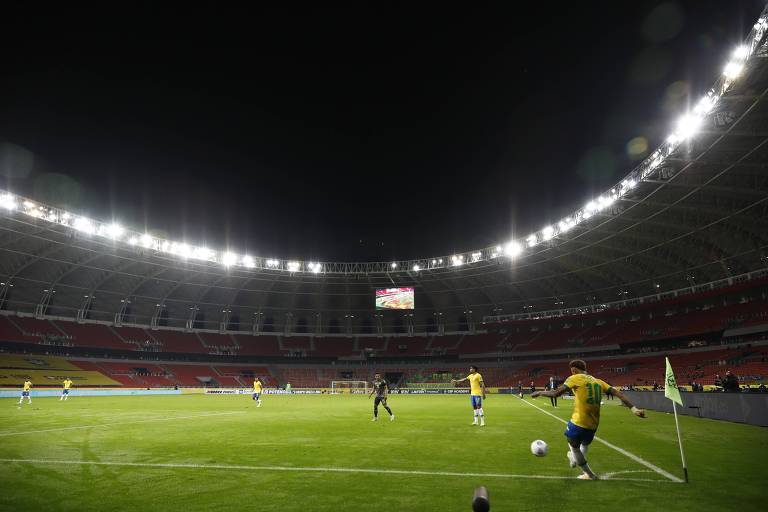 O duelo entre Brasil e Equador, em Porto Alegre, pelas Eliminatórias, não teve a presença de torcida
