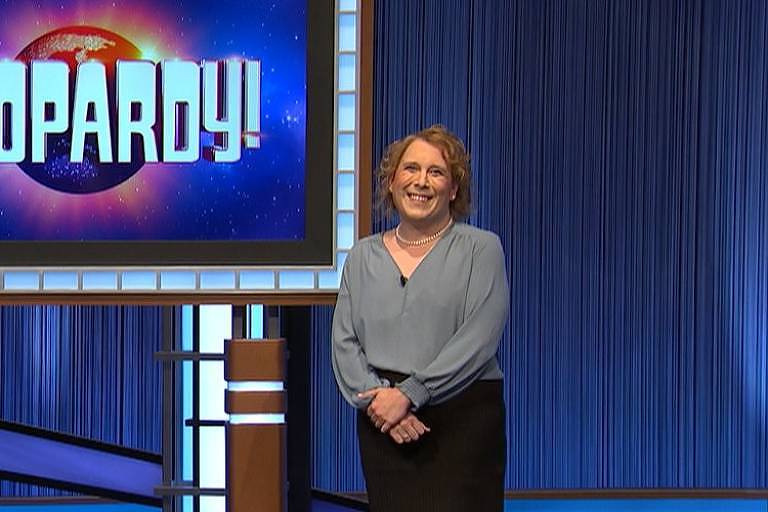 Amy Schneider (à dir.) no Jeopardy!