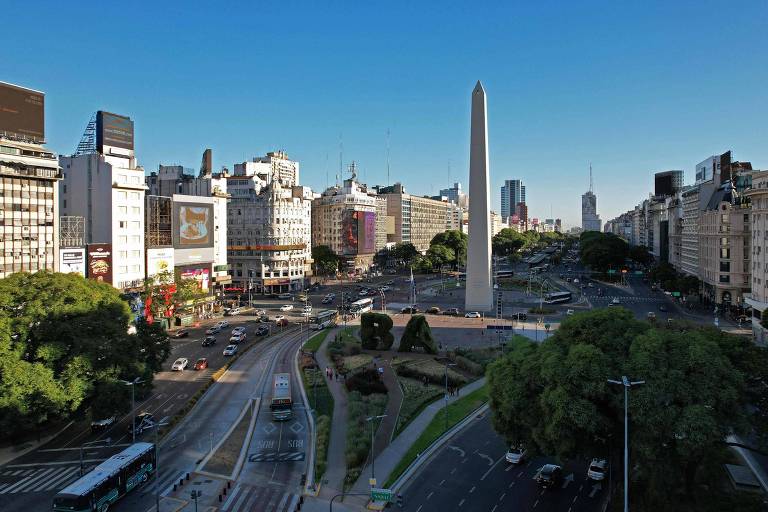 O obelisco no centro de Buenos Aires