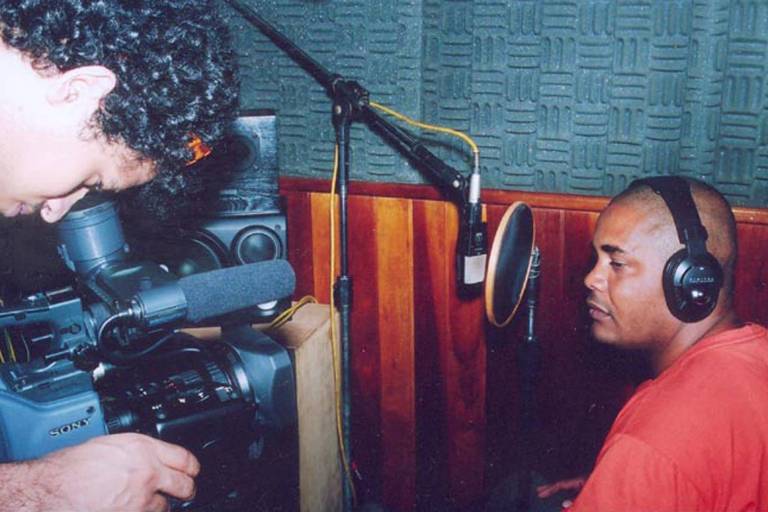 Gravação do filme 'Rap, o Canto de Ceilândia' (2005), do cineasta Adirley Queirós