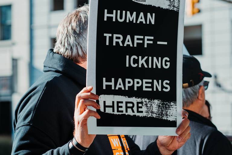 Webinário discute cobertura jornalística de tráfico humano