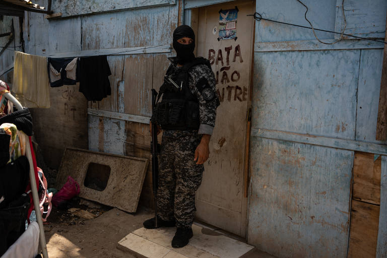 Ocupação de favelas no RJ começa com descrédito e invasão de casas