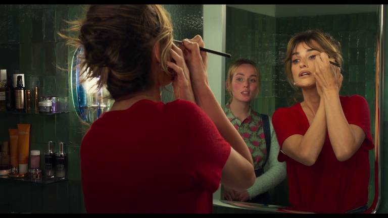 Penélope Cruz em cena do filme "Mães Paralelas", de Pedro Almodóvar