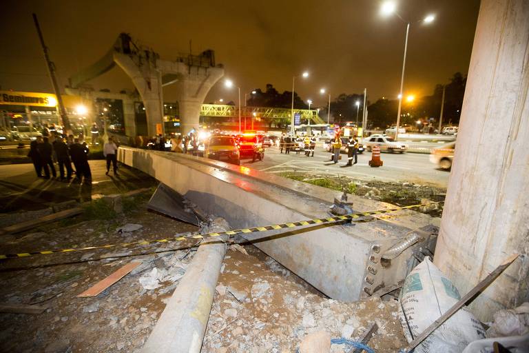Em 2014, uma das vigas do monotrilho da linha 17, desabou e matou um funcionário, na Av. Washington Luiz, próximo ao aeroporto de Congonhas, em São Paulo 