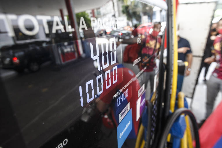 O quinto componente que define o preço dos combustíveis são os tributos federais, como Cide (Contribuição de Intervenção no Domínio Econômico), o PIS/Pasep e a Cofins (Contribuição para o Financiamento da Seguridade Social)