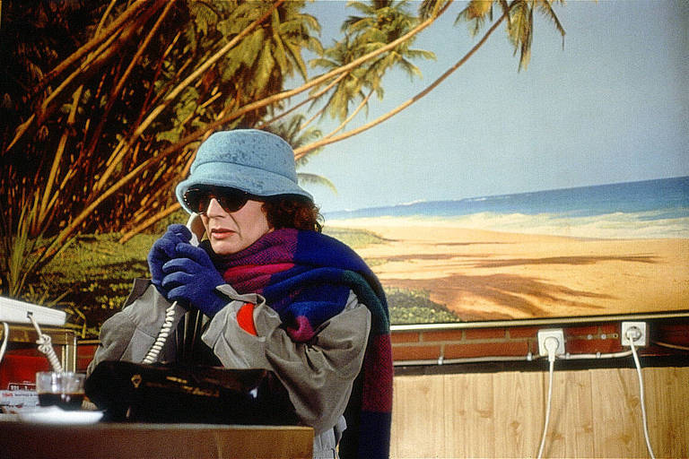 Cienema: a atriz Marisa Paredes em cena do filme "A Flor do Meu Segredo"