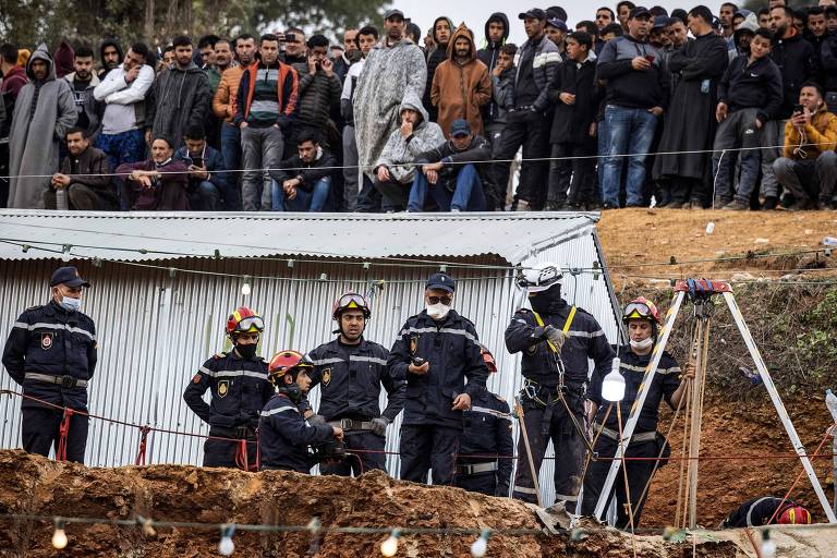 Morte de criança em poço no Marrocos comove do papa a Macron e times de futebol