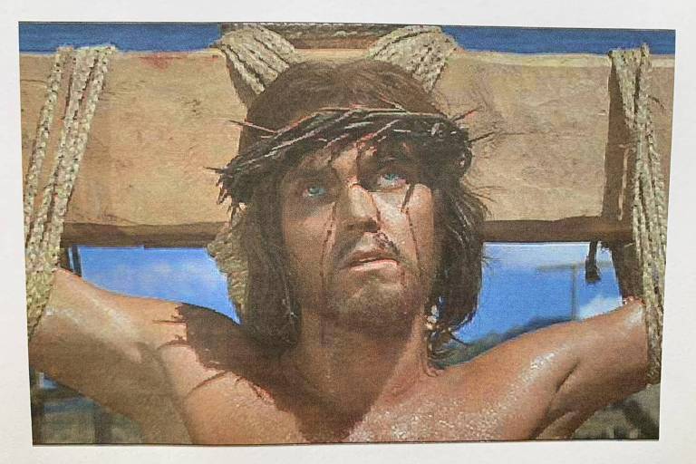 O rosto de Jesus Cristo na cruz