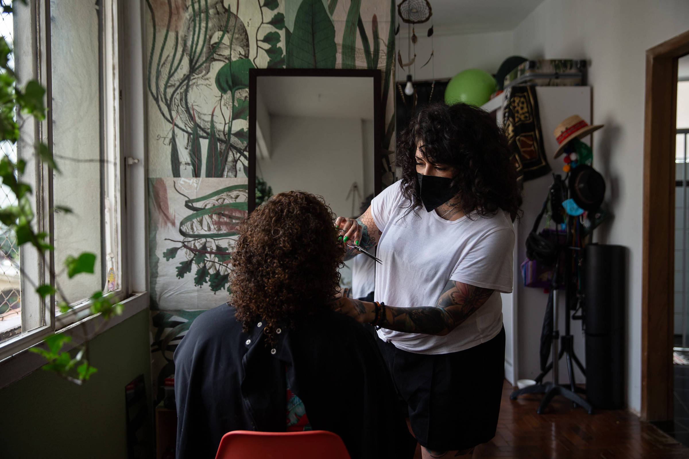 Oferece empregos de cabeleireiro Lisbon - Cabeleireiro ※2023 TOP