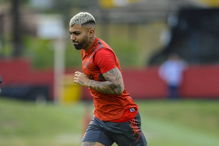 Gabigol, atacante do Flamengo, em treino da equipe rubro-negra 