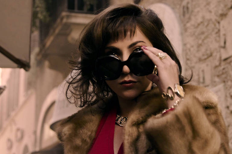 Lady Gaga em cena do filme "Casa Gucci", dirigido por Ridley Scott