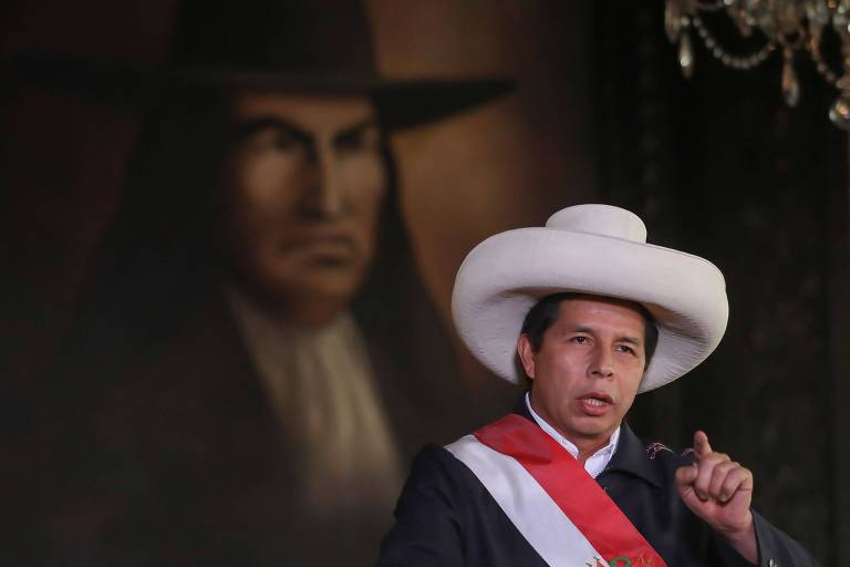 Ex-ministro da Justiça será 4º premiê de Pedro Castillo no Peru em 6 meses de governo