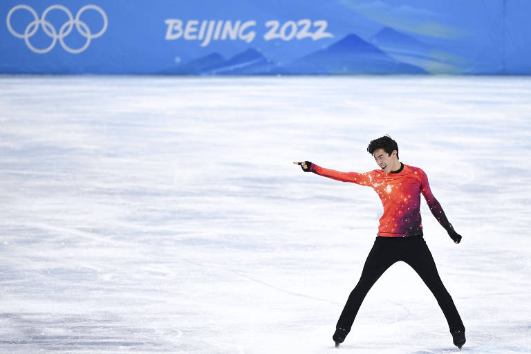 Nathan Chen durante sua apresentação na final da patinação artística individual em Pequim