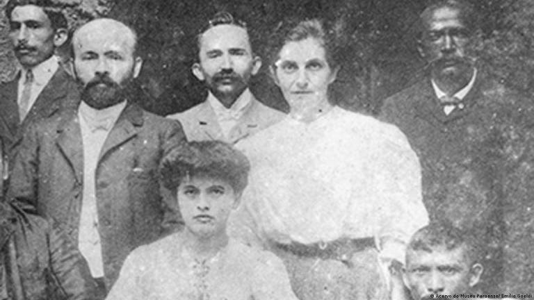 Emilia Snethlage (centro) com funcionários do Museu Paraense Emílio Goeldi