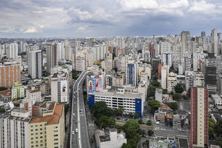 ***Especial Aniversario da Cidade de Sao Paulo. 468 anos. Verticalizacao da cidade. Vista de predios   no entorno do Minhocao (Elevado Pres Joao Goulart)