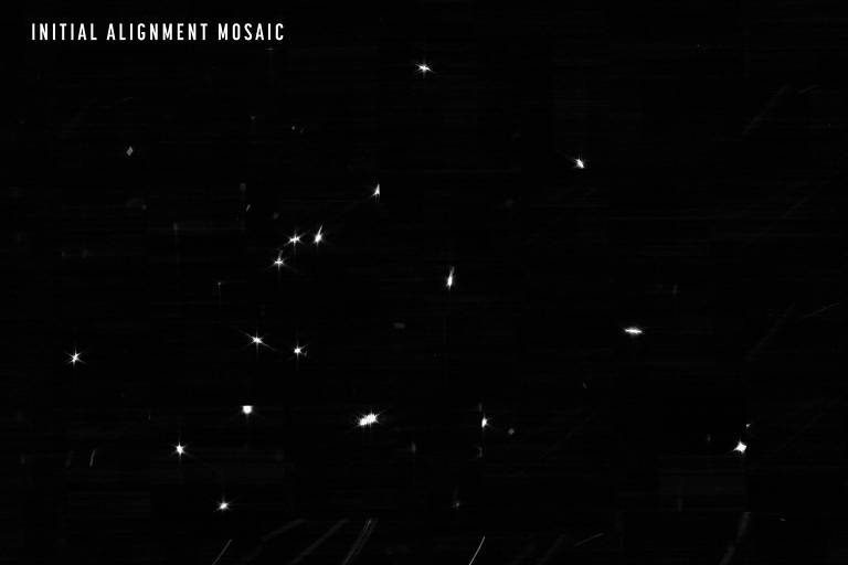 A primeira imagem enviada pelo telescópio James Webb é um mosaico com 18 pontos brancos em um fundo preto, todos mostrando o mesmo objeto: a estrela HD 84406 da constelação Ursa Maior