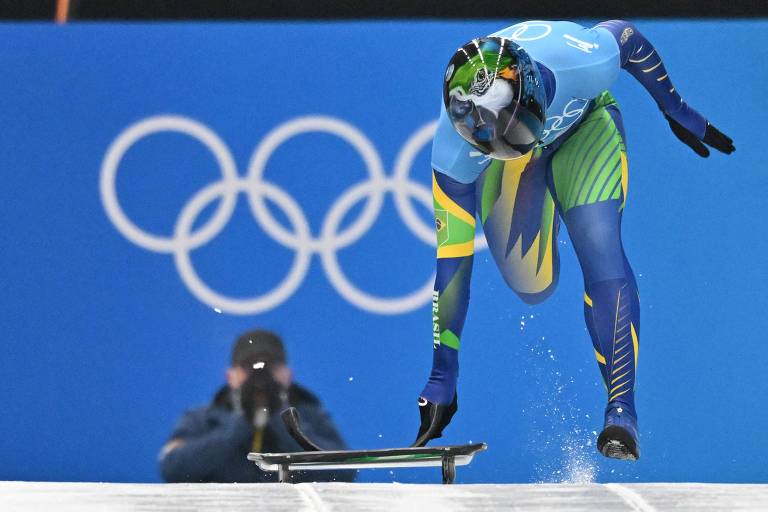 A brasileira Nicole Silveira, 13ª colocada no skeleton na Olimpíada de inverno de Pequim 