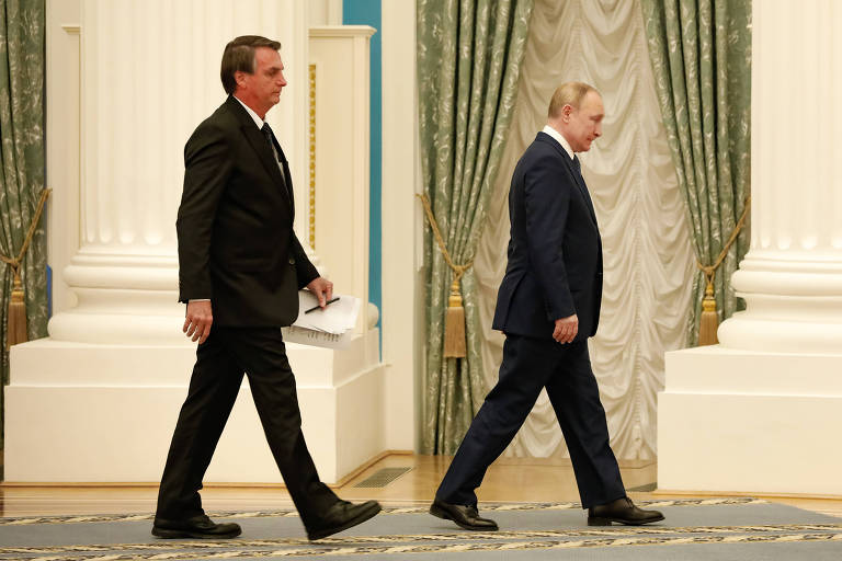 O presidente Jair Bolsonaro acompanhado do líder russo Vladmir Putin, na visita que fez ao país pouco antes da invasão da Ucrânia 