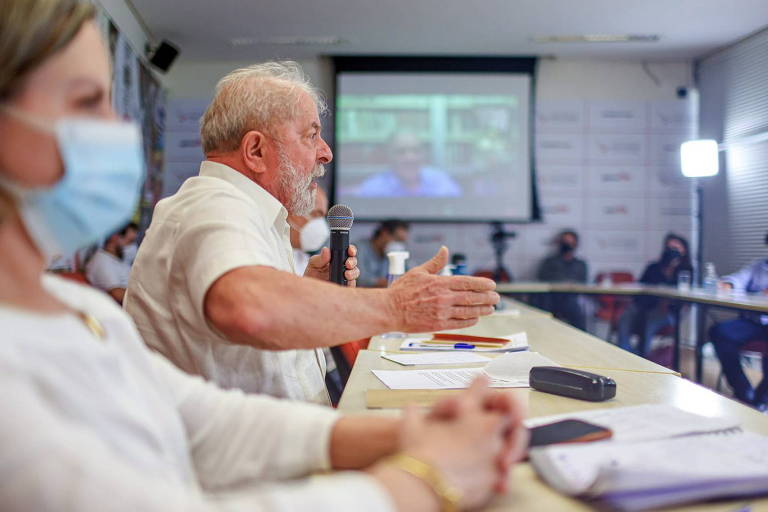 Grupo de economistas do PT incha, mas rumo ainda depende de Lula