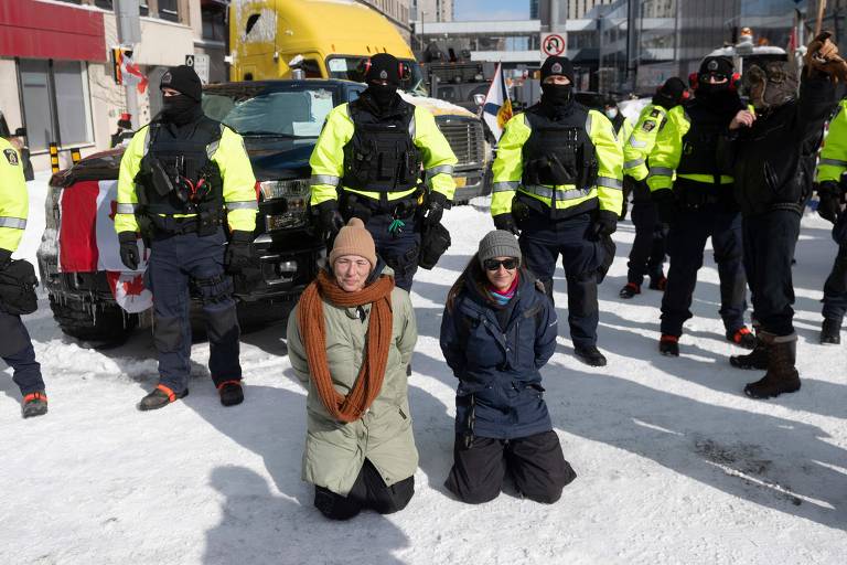 Entre as medidas anunciadas pelo governo, está o congelamento das contas bancárias de quem participar dos protestos, bem como fiscalização mais rígida das plataformas de financiamento coletivo, usadas para financiar os atos