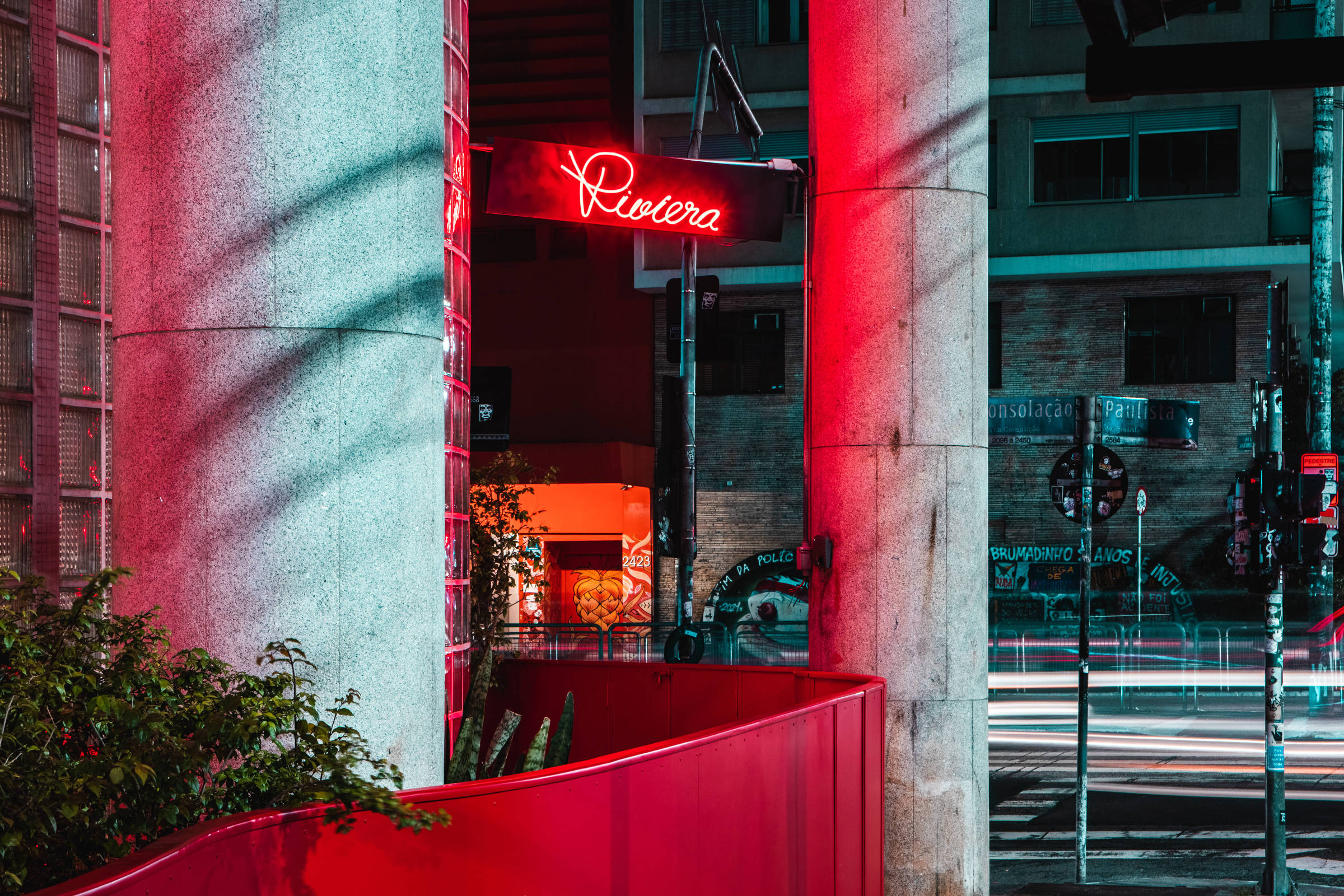 Riviera, bar inaugurado em 1949, é reaberto em SP e agora funciona 24 horas - 21/02/2022 - Bares e noite - Guia Folha