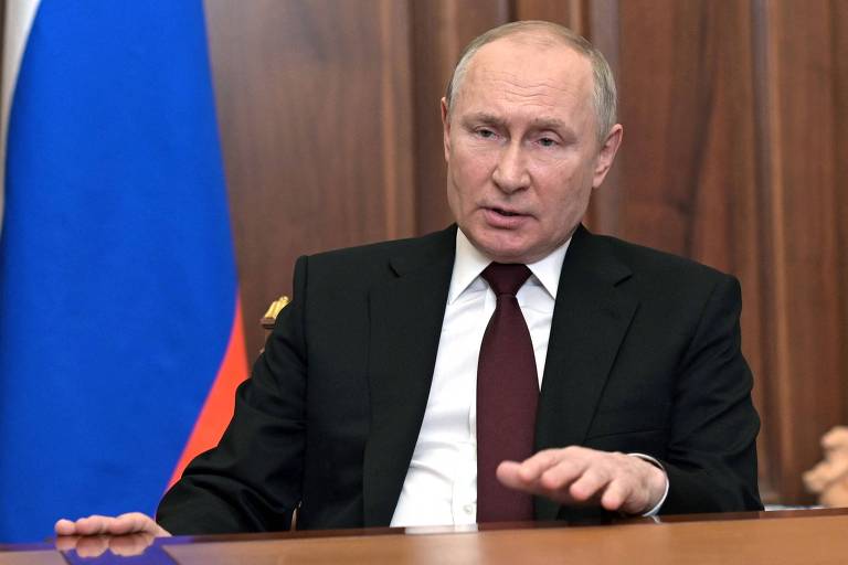 Putin fala na gravação original sobre o reconhecimento das repúblicas, no dia 21
