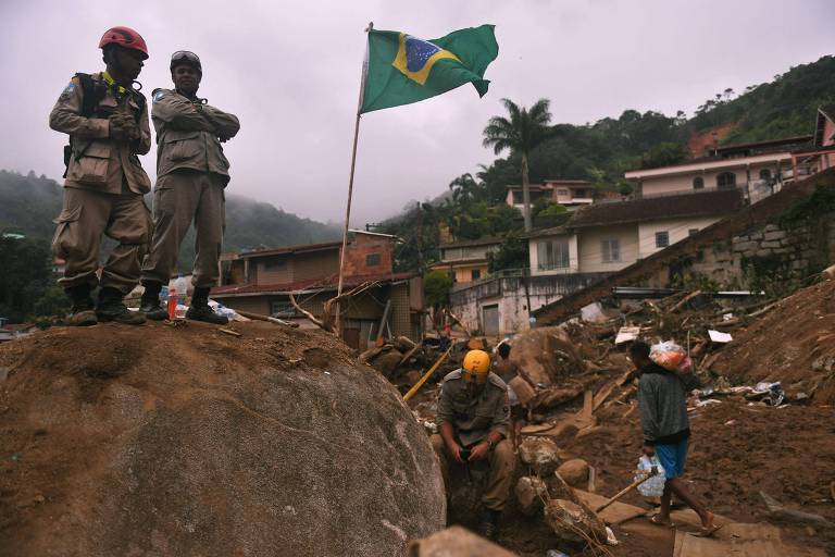 SulAmérica dá atendimento psicológico por videochamada a vítima de chuvas em Petrópolis