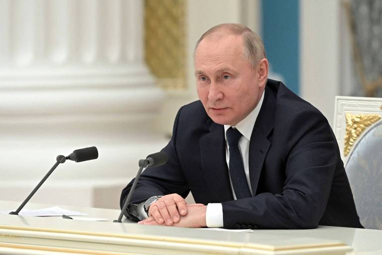 O presidente russo, Vladimir Putin, durante reunião com empresários no Kremlin, em Moscou