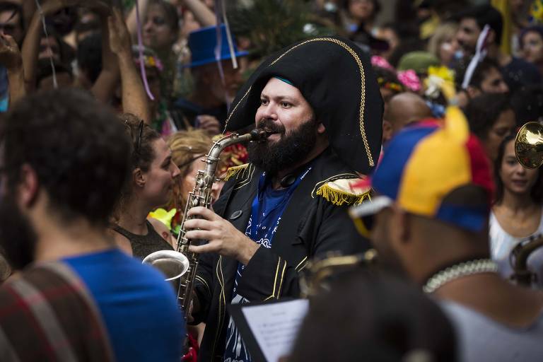 Pessoas que fazem o Carnaval refletem sobre segundo ano sem folia