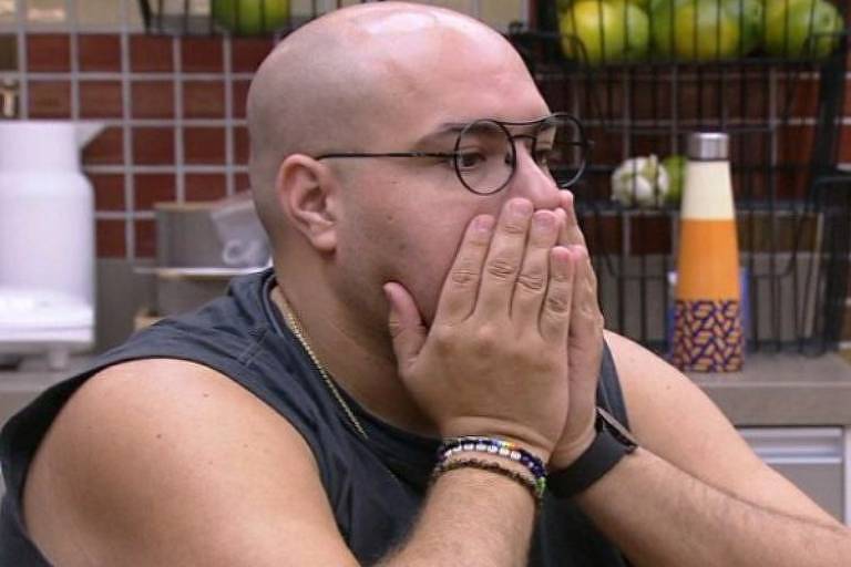 BBB 22: Boninho manda beijo para Tiago Abravanel após Globo limá-lo de abertura