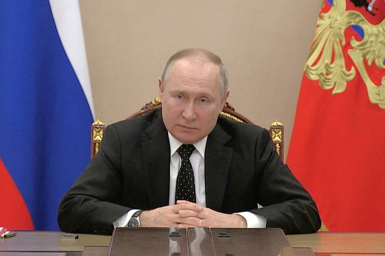 O presidente russo, Vladimir Putin, ao determinar a colocação das forças de dissuasão nuclear em alerta máximo