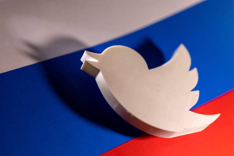 Twitter coloca alerta em postagens com conteúdo de veículo estatal russo