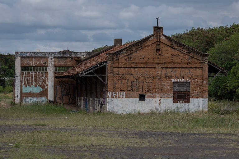 Estação em Bauru que abrigava passageiros da Sorocabana; cidade ainda recebia trens da Noroeste e da Paulista