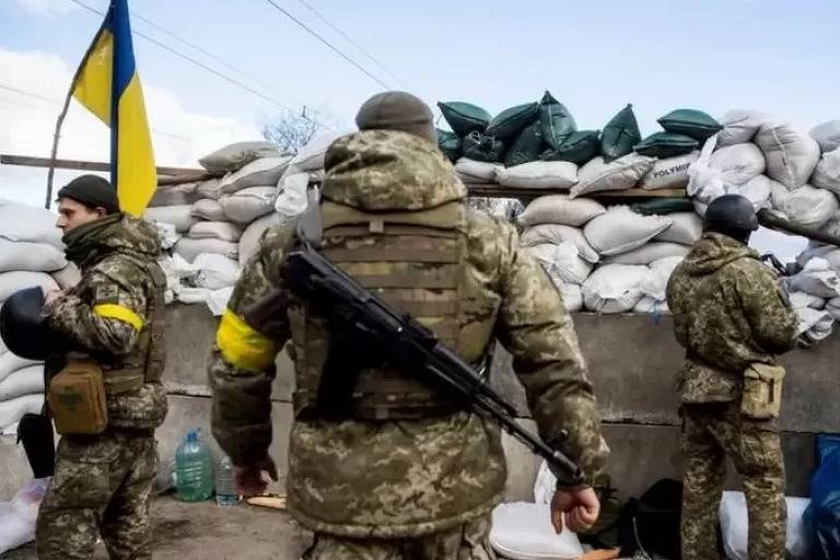 Desde o começo da guerra na Ucrânia, países da União Europeia estão adotando sanções contra os russos