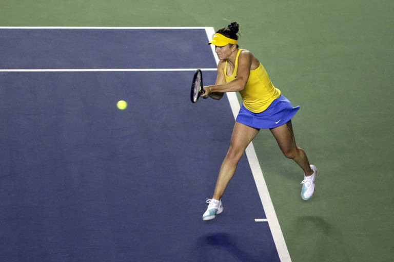 A ucraniana Elina Svitolina com as cores do país em jogo do ATP de Monterrey
