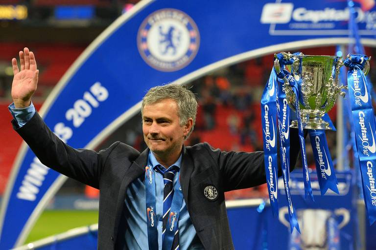 José Mourinho conquistou três títulos da Premier Legaue com o Chelsea em suas duas passagens
