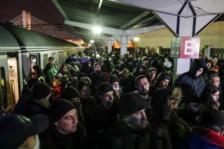 Over a thousand people fleeing Russian invasion of Ukraine arrive in Bucharest
