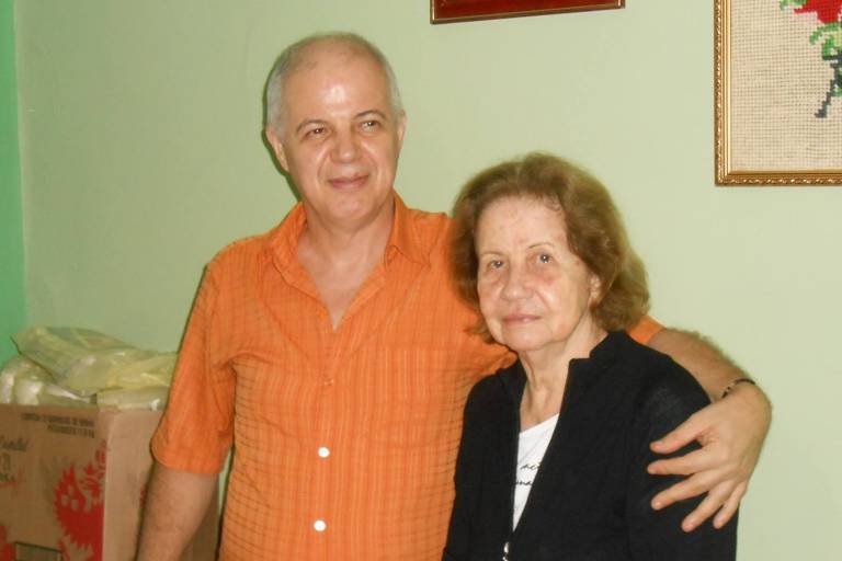 Emair Nunes de Mattos (1933-2022) e o filho César Augusto Sartorelli