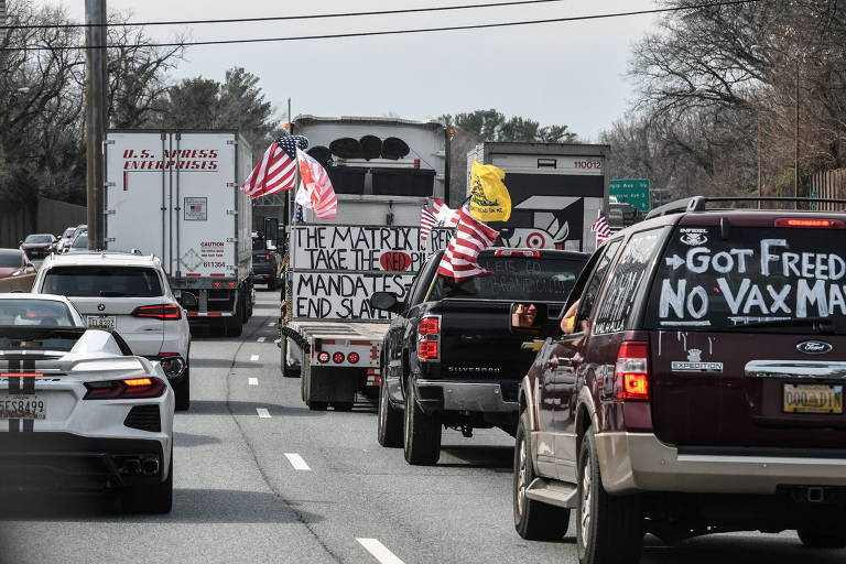 Em caminhões e SUVs, manifestantes protestam contra medidas anti-Covid nos arredores de Washington