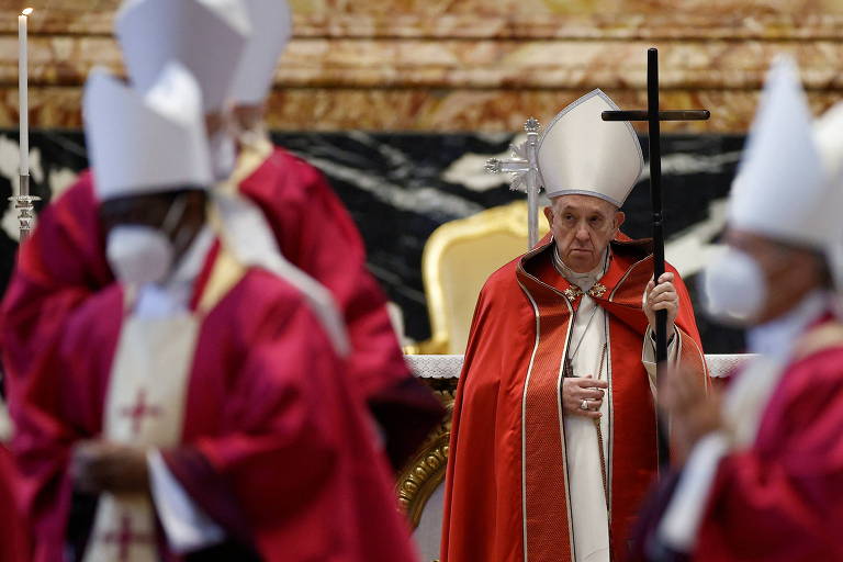 O papa Francisco em funeral na Basílica de São Pedro, no Vaticano