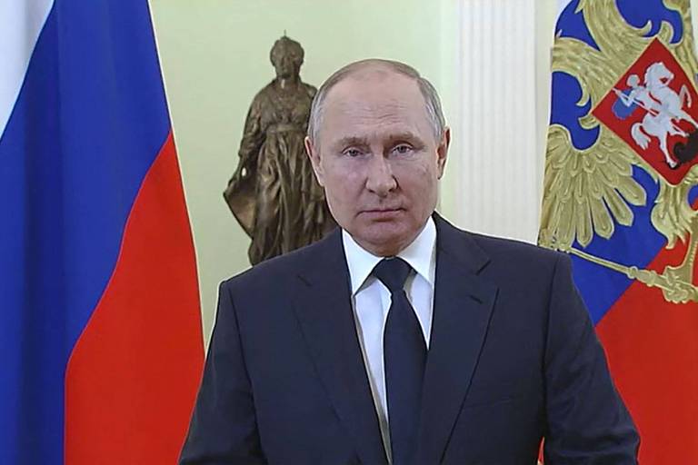 O presidente russo, Vladimir Putin, durante discurso acerca do Dia Internacional das Mulheres