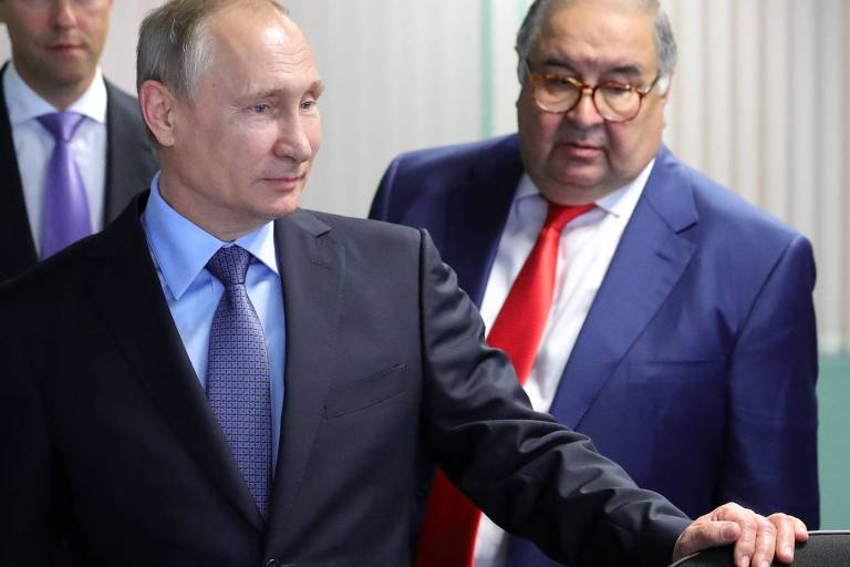 UE estende lista de restrições para magnatas e senadores da Rússia