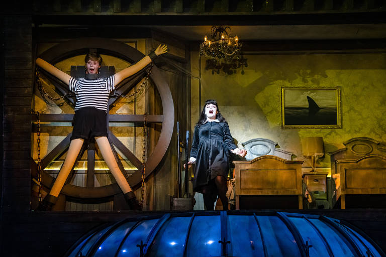Conheça o elenco de A Família Addams, que fará temporada no Teatro  Renault - A Broadway é Aqui!