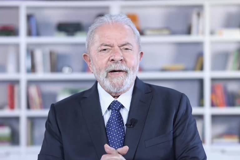 Lula diz que MTST será protagonista em seu governo; veja vídeo