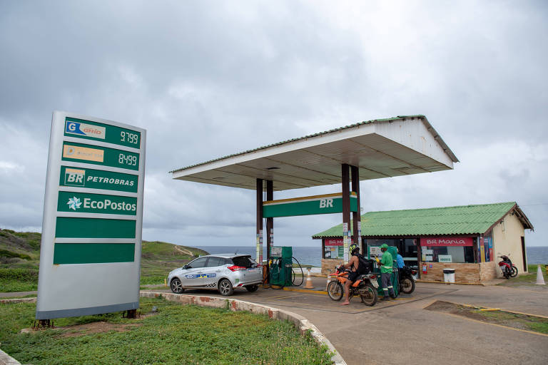 R$ 9,79 é o valor da gasolina registrado no unico posto de combustivel em Fernado de Noronha na tarde dessa quinta(10).