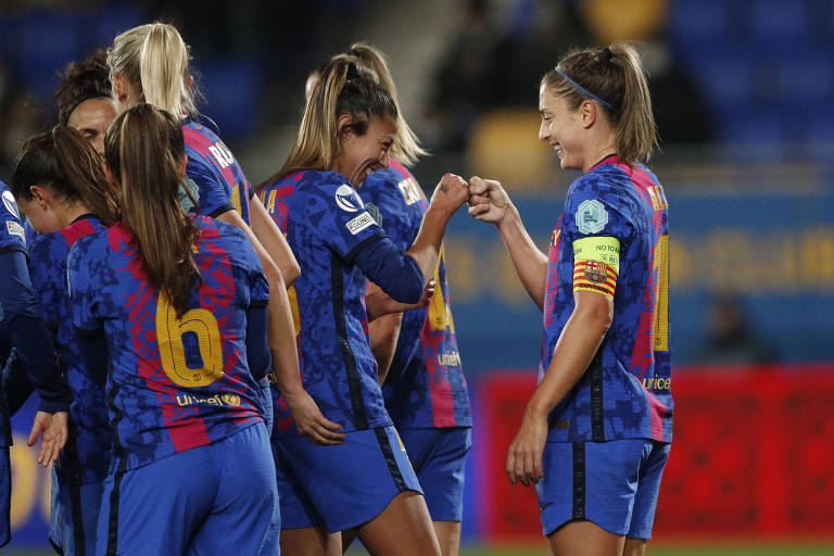 Barcelona feminino é tricampeão espanhol com 24 vitórias em 24 jogos; veja números da campanha